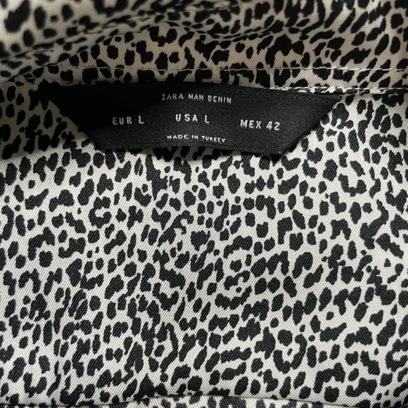Zara - Snow Leopard Print Button Up - Picture 3 of 3